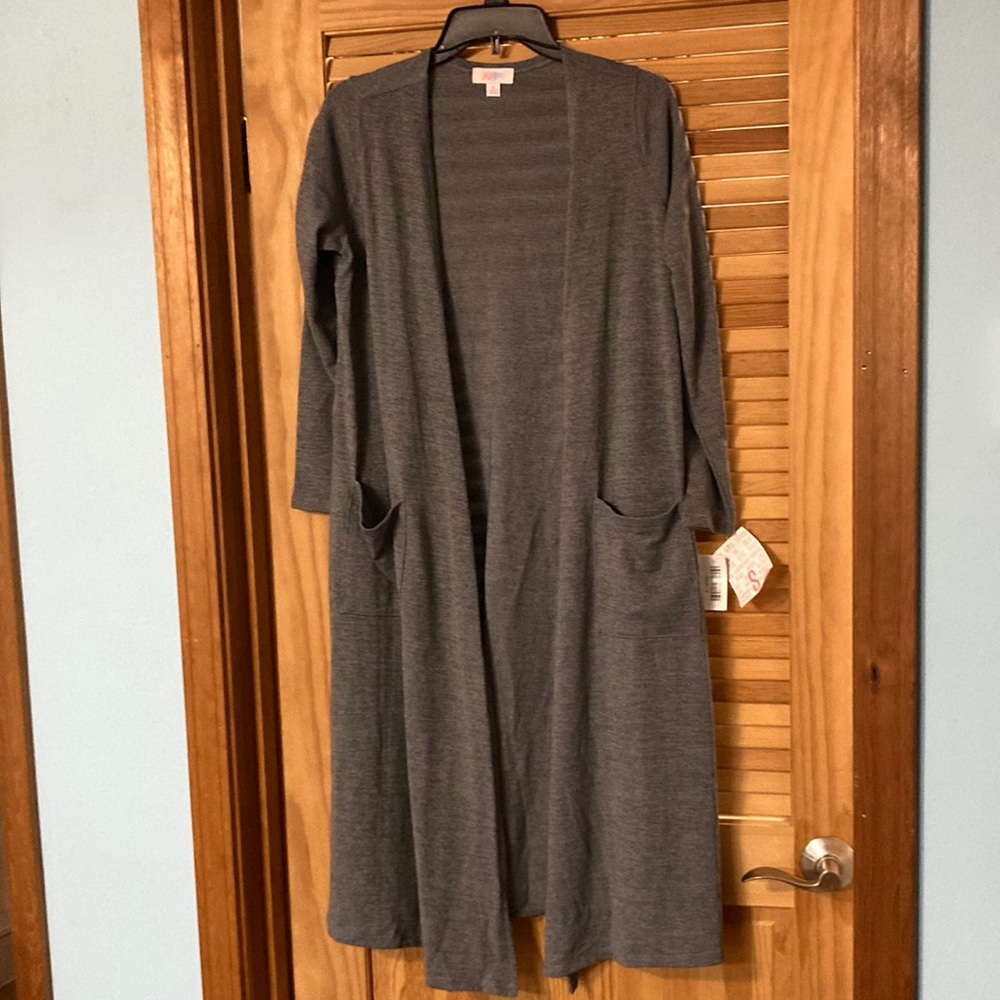 NEW!!! Solid gray Lularoe Sarah, smoke free home